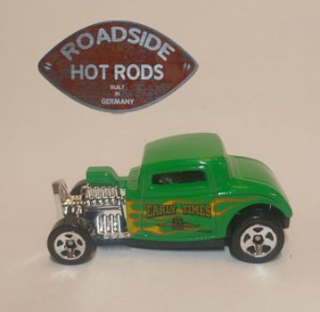 Hot Wheels Model Car 1:64 '32 Ford Green Early Times Flames 1932246