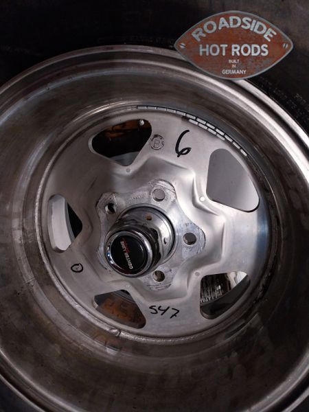 Centerline Aluminium Felgen Reifen BF-Goodrich Drag Radial COMP T/A 10x15" Lochkreis 4,75" 275-60-15" GBR-CL2756015