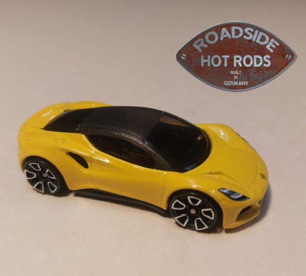 Hot Wheels Model Car 1:64 Lotus Emira Yellow HCT00