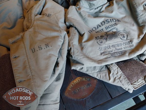 Jacke U.S.N. Roadside Hot Rods  "Sevice*Repair*Parts" "Built in Germany" Olive Handbedruckt RHR-U.S.N.B