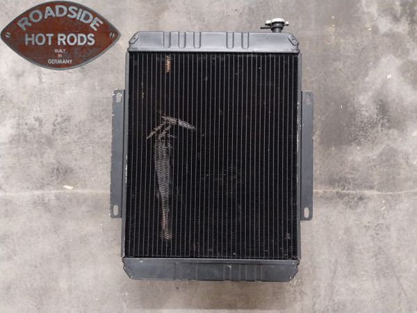 Radiator with Shroud 790-00627