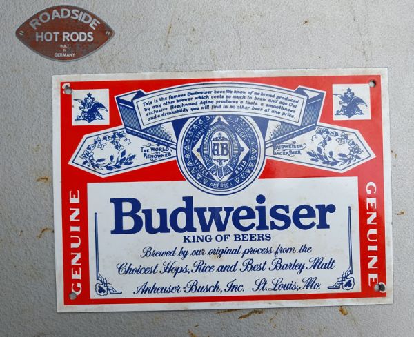 MOONEYES Red Devil License Plate Topper Autokennzeichen Nummernschild Topper