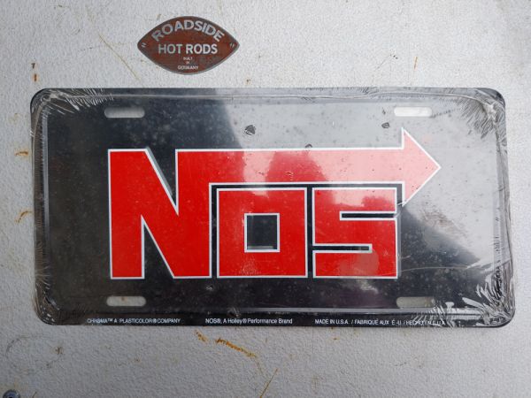 MOONEYES Red Devil License Plate Topper Autokennzeichen Nummernschild Topper